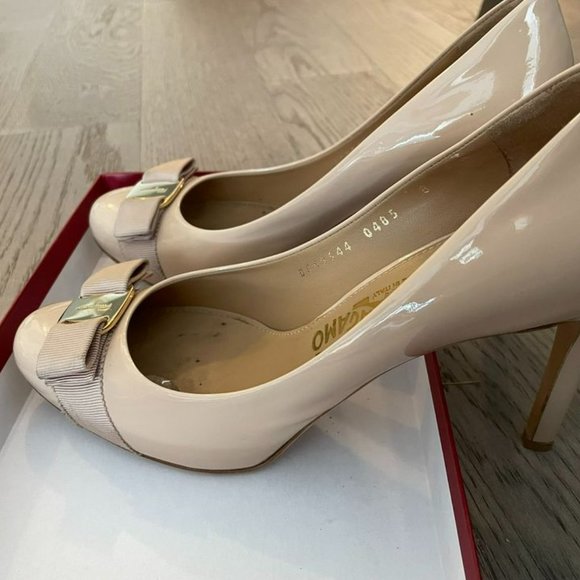 Salvatore Ferragamo 9cm New Bisque Heel (Nude) Size 8 - Picture 6 of 9
